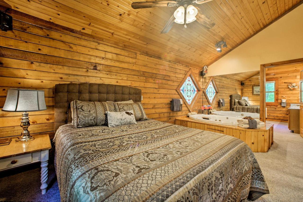Secluded Studio 1 Mi To Thorncrown Chapel Eureka Springs Extérieur photo