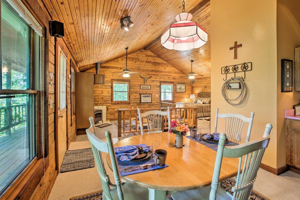 Secluded Studio 1 Mi To Thorncrown Chapel Eureka Springs Extérieur photo